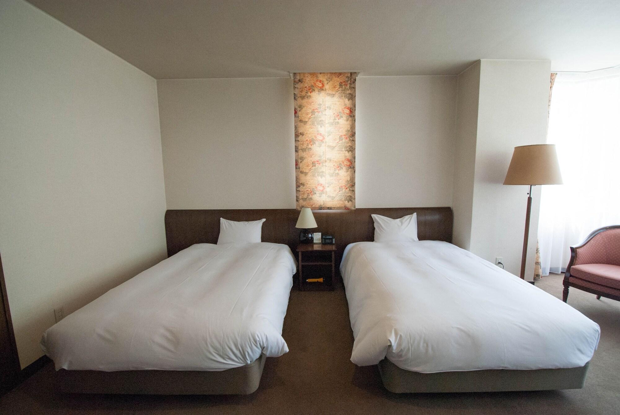 ฮาคุบะ โมมิโนกิ โฮเทล Hotel ภายนอก รูปภาพ